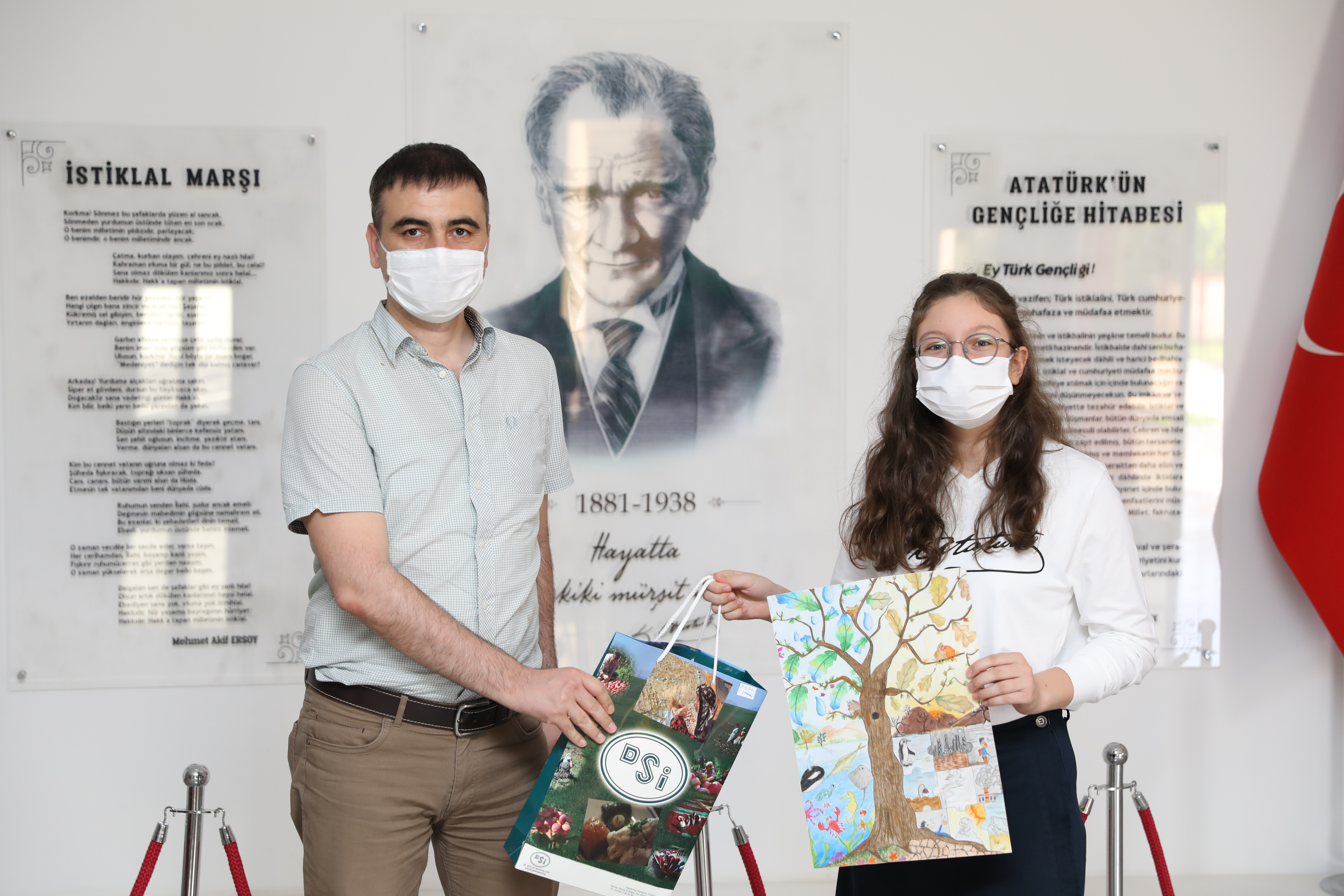 SANKO Okulları Öğrencisi Eylül Eren, Devlet Su İşleri (DSİ) Genel Müdürlüğü tarafından, 22 Mart Dünya Su Günü kapsamında düzenlenen “S..