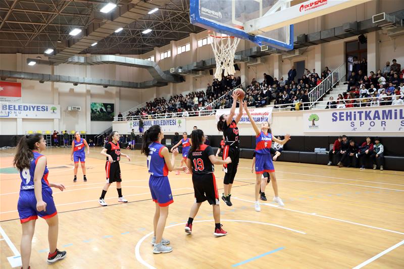SANKO Okulları Genç Kız Basketbol Takımı, Gaziantep Gençlik Hizmetleri ve Spor İl Müdürlüğü tarafından düzenlenen 2019 - 2020 Okul Sporları Genç..