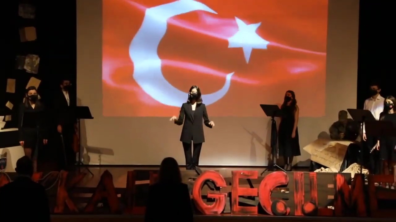 SANKO Okullarında düzenlenen törenle, 18 Mart Çanakkale Zaferi ve Şehitleri Anma Günü kutlandı. 
Abdulkadir Konukoğlu Kültür Merkezi’nde d&..