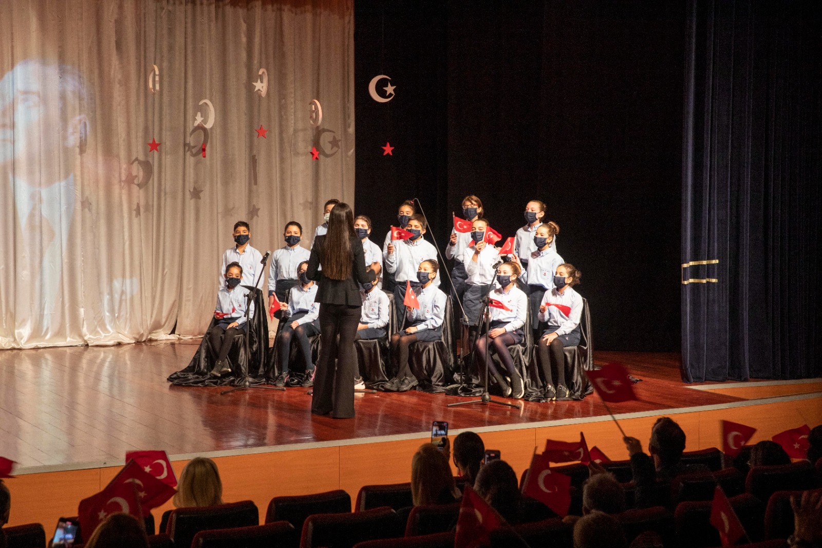 -SOSYAL BİLGİLER ÖĞRETMENİ CEVAHİR DUMAN: CUMHURİYET MİLLİ EGEMENLİĞİN, BAĞIMSIZLIĞIN VE ÖZGÜRLÜĞÜN TEMELİDİR”
SANKO Okullarında 29 Ekim Cumhuriyet Ba..