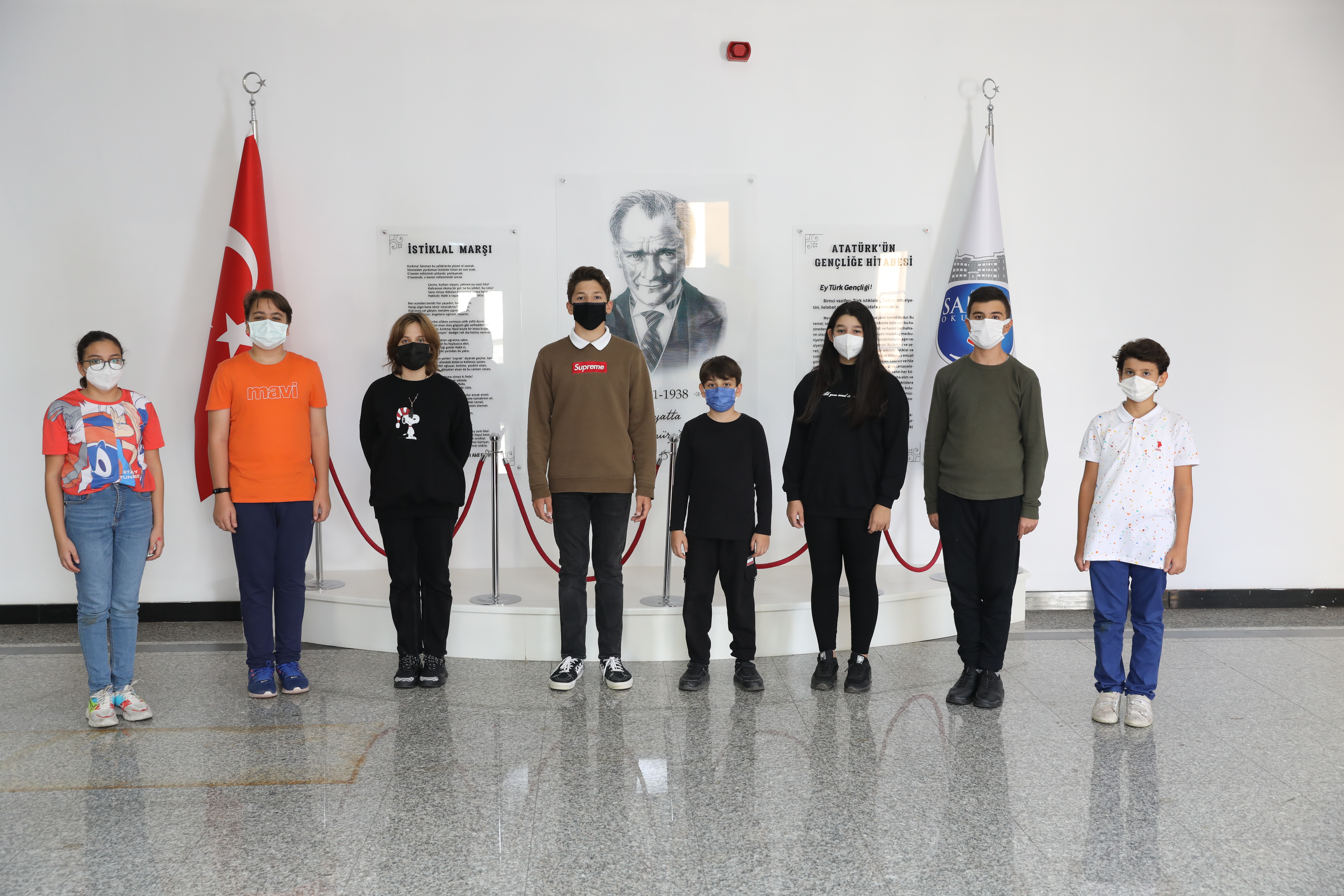 Öğrencilerimizde, demokrasi kültürünü yaşatmak amacıyla düzenlediğimiz “Ortaokul Meclis Başkanlığı Seçimi” yapıldı.
Seçime, ortaoku..